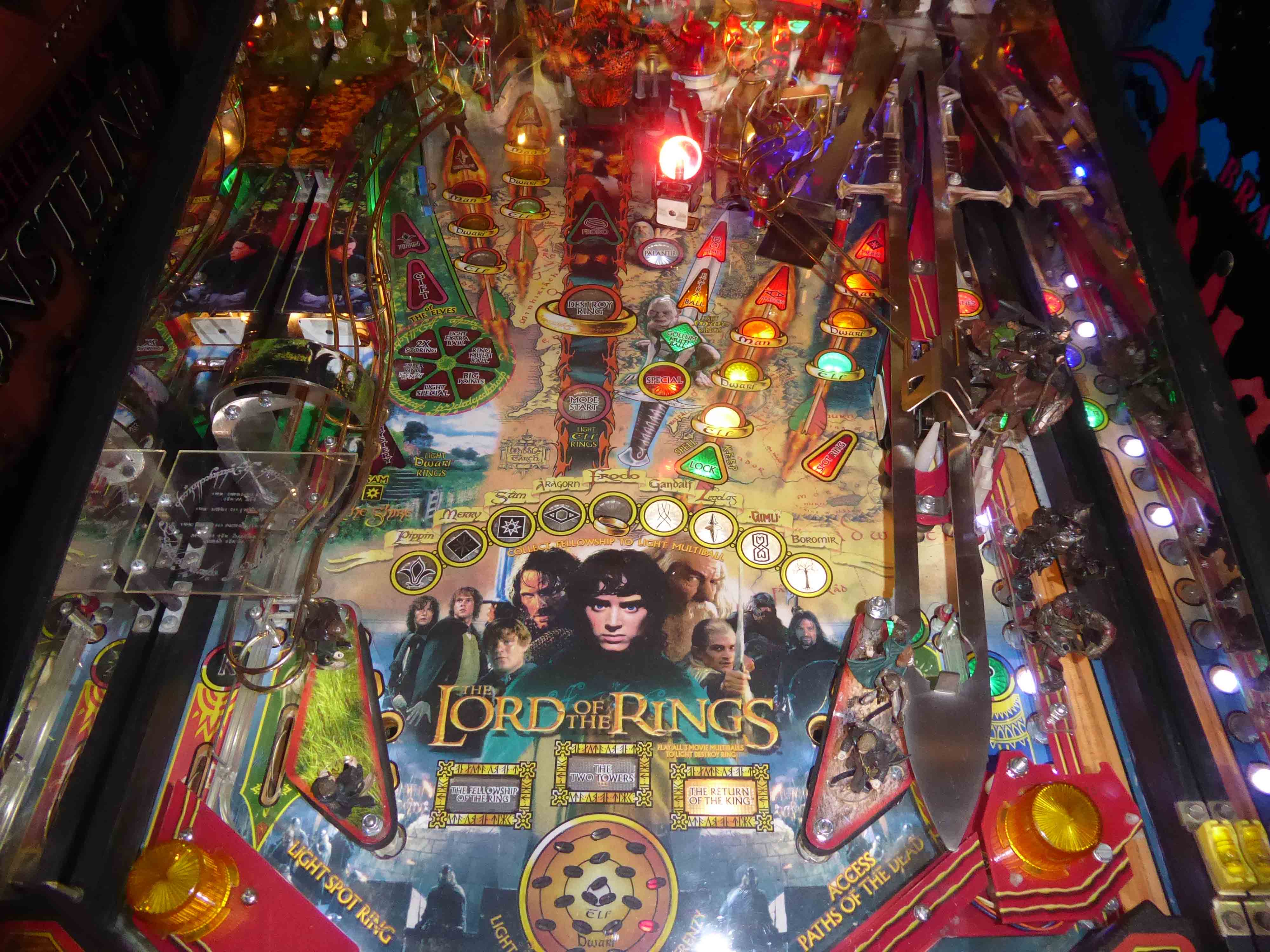 Pinball Machine -Lord of the Rings (Sold my indiviual) - 9