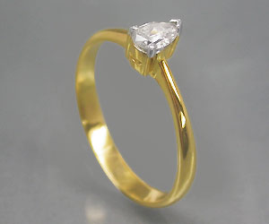 Anillo de oro de 18 quilates con diamantes blancos auténticos de 0,23 ct. - 2