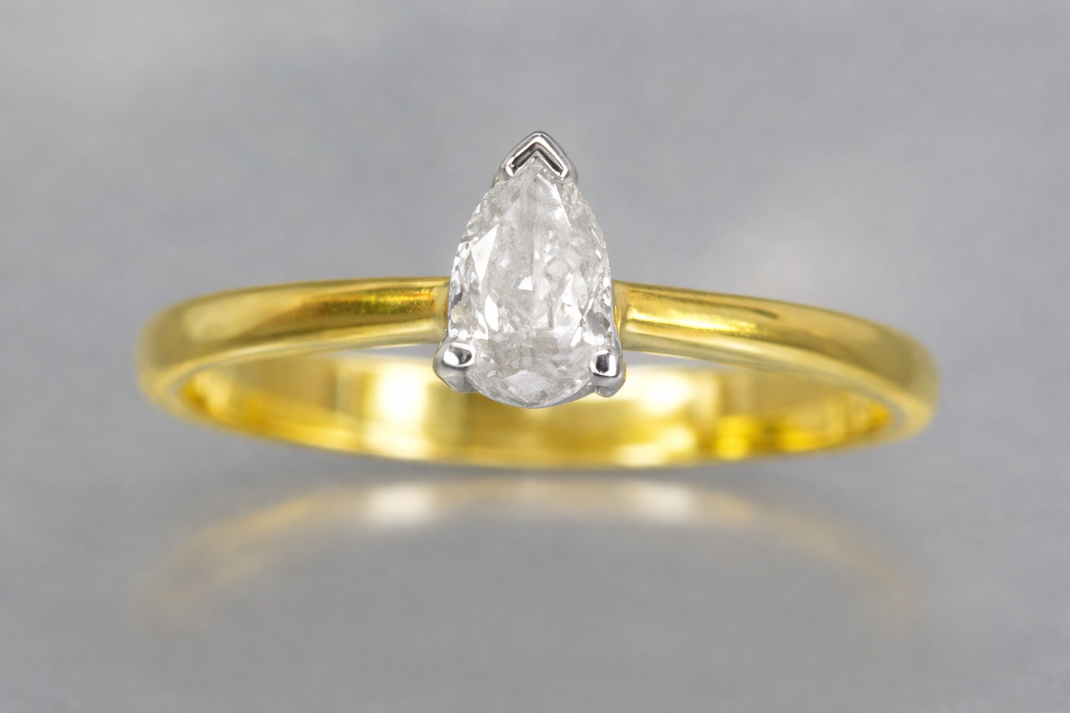 Anillo de oro de 18 quilates con diamantes blancos auténticos de 0,23 ct. - 4