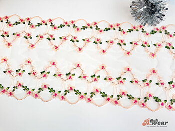 Stum spets i vitt med blommor i offwhite och fuchsia - 25 cm