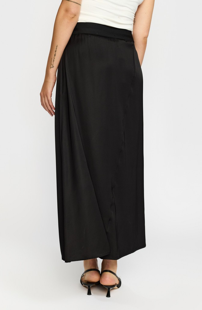 Carla Skirt - Black - 2-Biz - 3