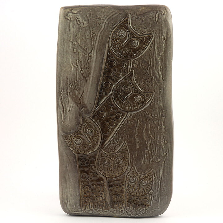 Ester Wallin (1970) Brown Wall Plaque with Owls Motif 33 cm