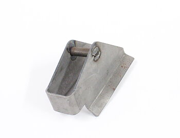 Jacking point, 140/164/240 -1977 Rear right