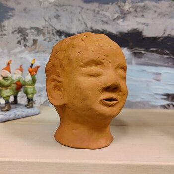 Staty huvud  i terracotta