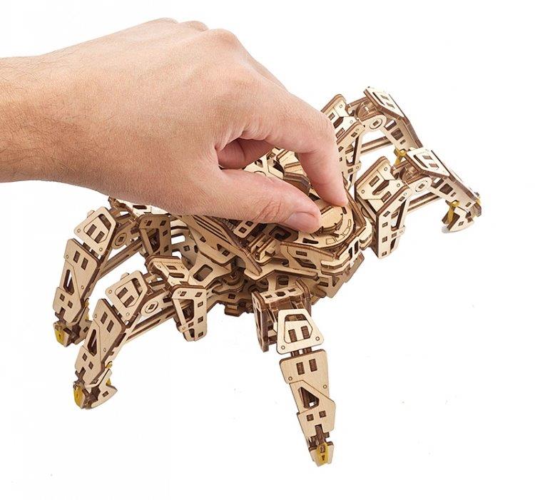 Ugears Hexapod Explorer - 11