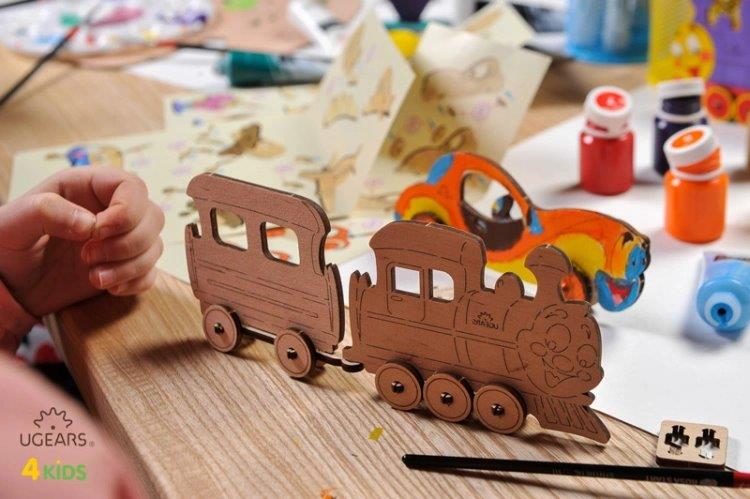 Ugears Lok med Vagn - 4Kids - 4