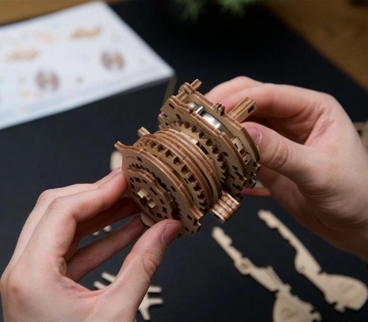 Ugears Mad Hornet Airplane* - 22