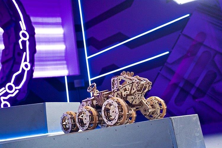 Ugears Manned Mars Rover - 11