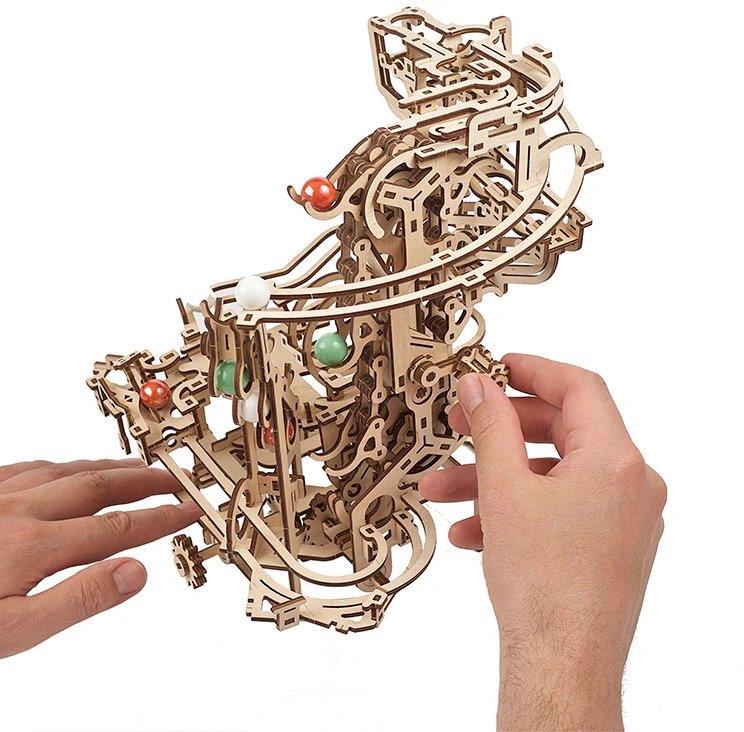 Ugears Marble Run Chain Hoist (Marble - 1) - 10