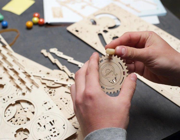 Ugears Marble Run Spiral Hoist (Marble - 4) - 14