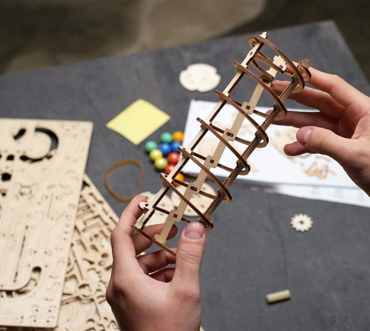 Ugears Marble Run Spiral Hoist (Marble - 4) - 15