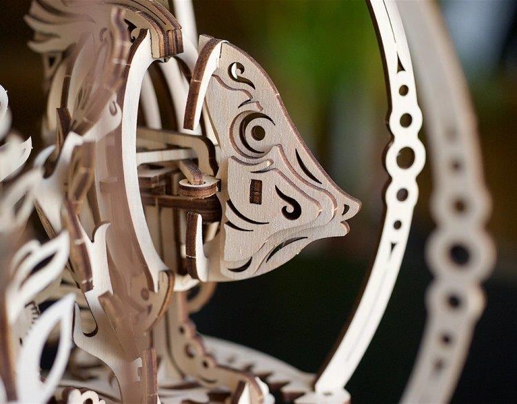 Ugears Mechanical Aquarium - 8