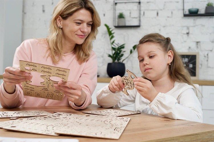 Ugears Mechanical Aquarium - 11
