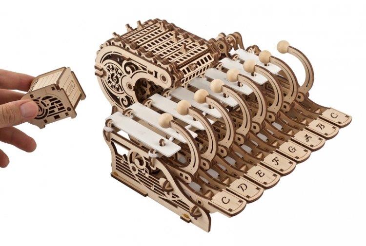 Ugears Mechanical Celesta - 13