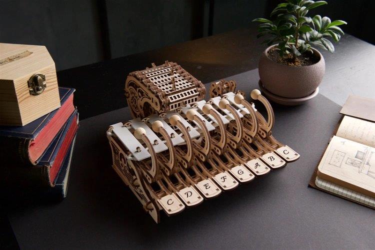 Ugears Mechanical Celesta - 17