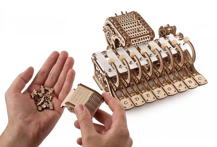 Ugears Mechanical Celesta - 14