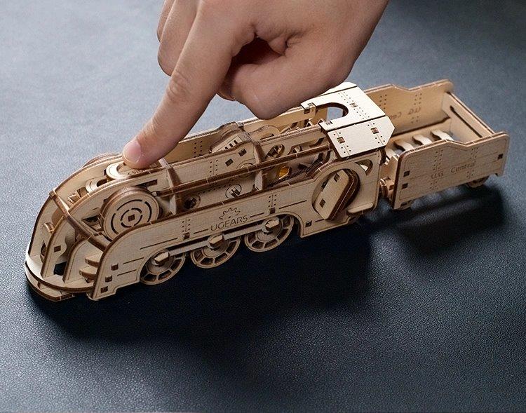Ugears Mini Locomotive - 10