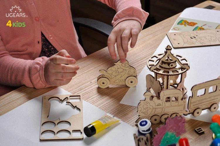 Ugears Motorcyklist - 4Kids - 4