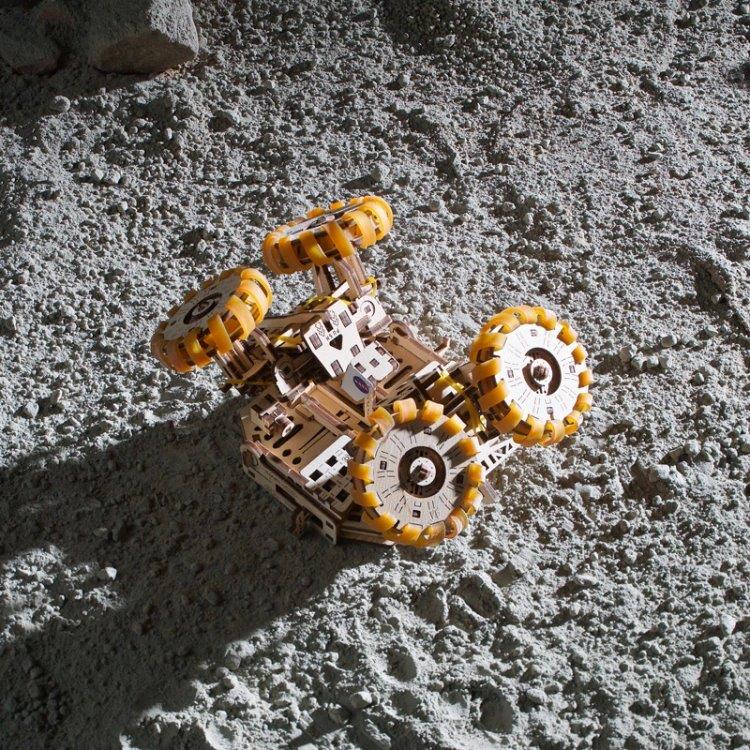 Ugears NASA Lunar Rover - 11