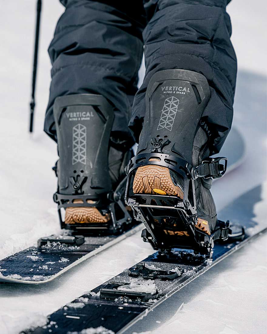 Nitro Splitboard Set - Squash 159 + Vertical L + Pucks + Skins - 2