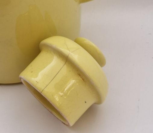 Yellow coffee pot model MA - 4