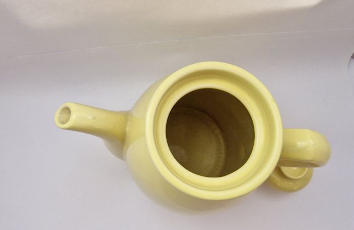Yellow coffee pot model MA - 2