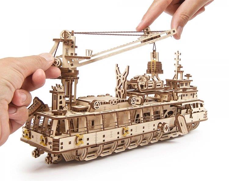 Ugears Research Vessel - 12