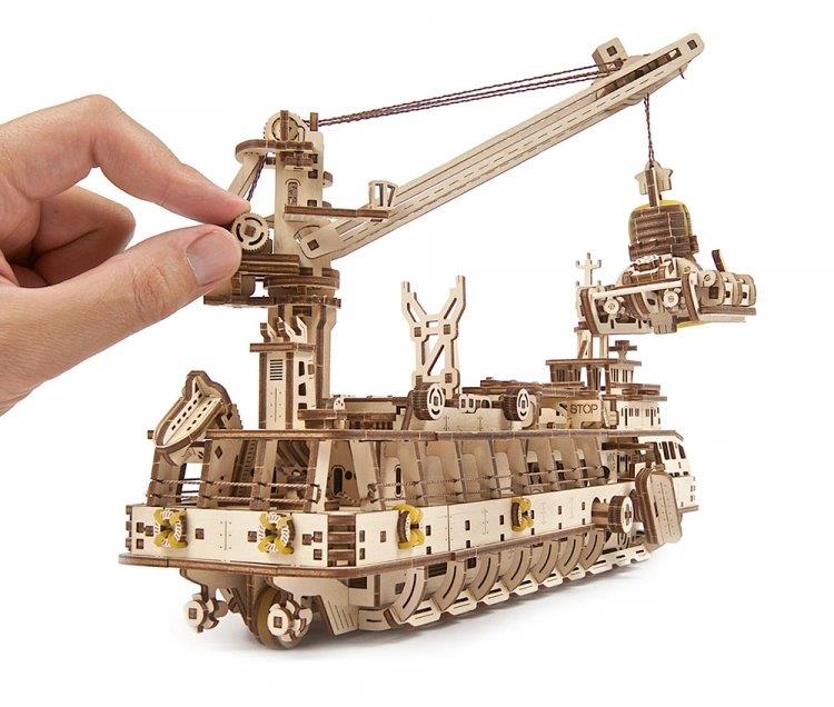 Ugears Research Vessel - 19