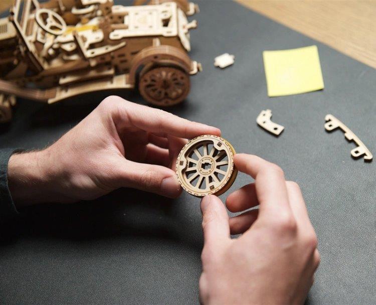 Ugears Retro Car UGR-T - 18