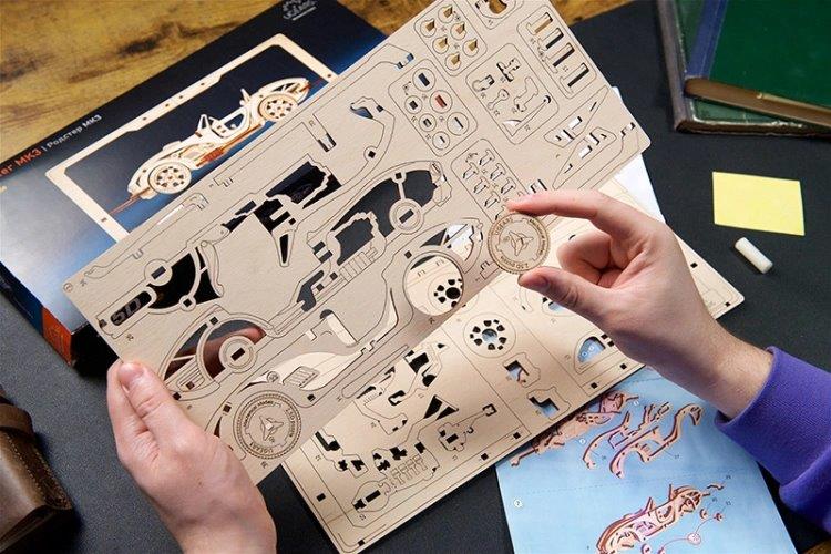 Ugears Roadster MK3 2.5D Puzzle* - 17