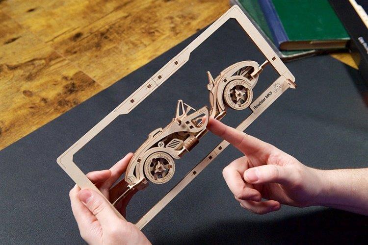 Ugears Roadster MK3 2.5D Puzzle* - 21