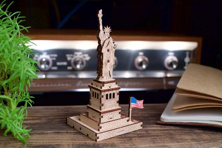 Ugears Statue of Liberty - 12