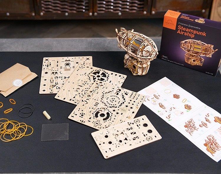 Ugears Steampunk Airship - 10