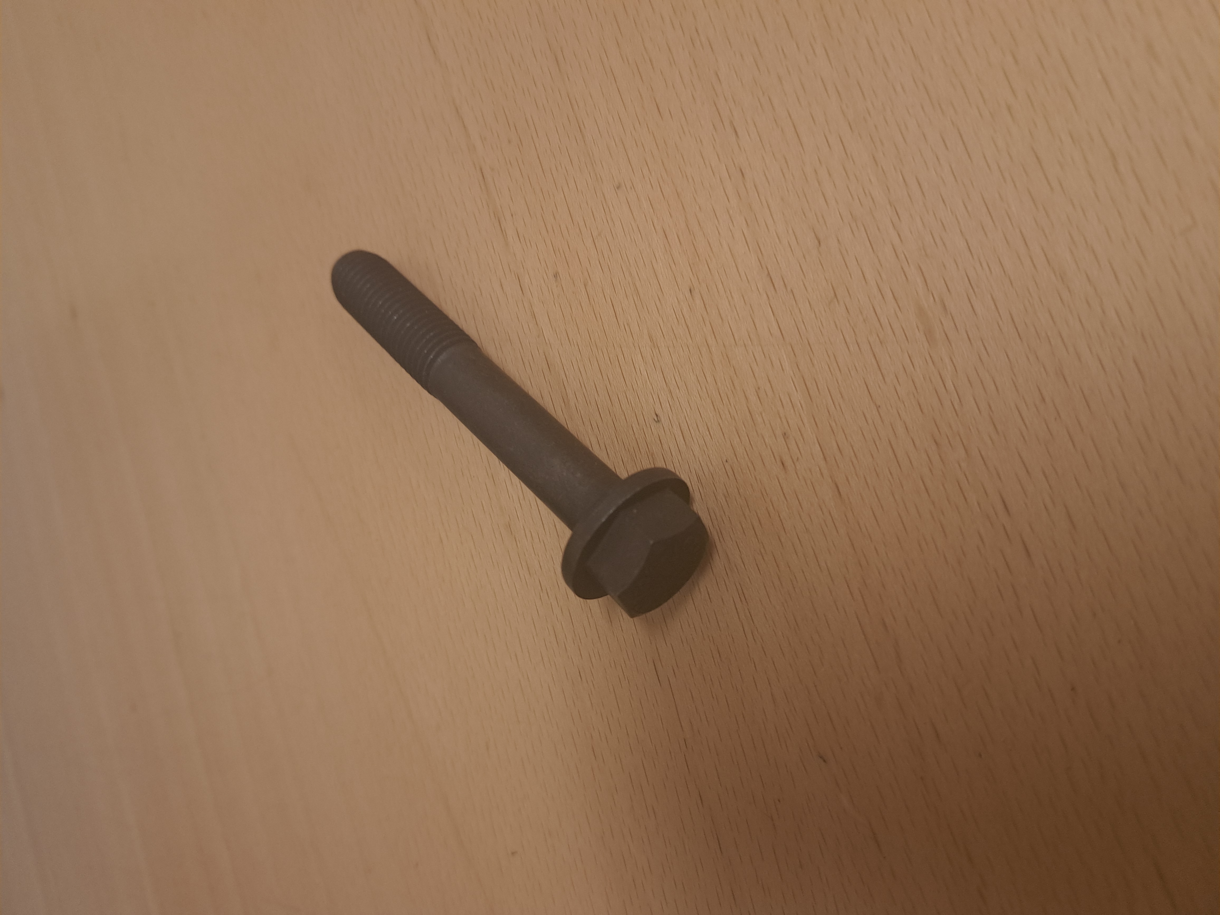 Flange screw