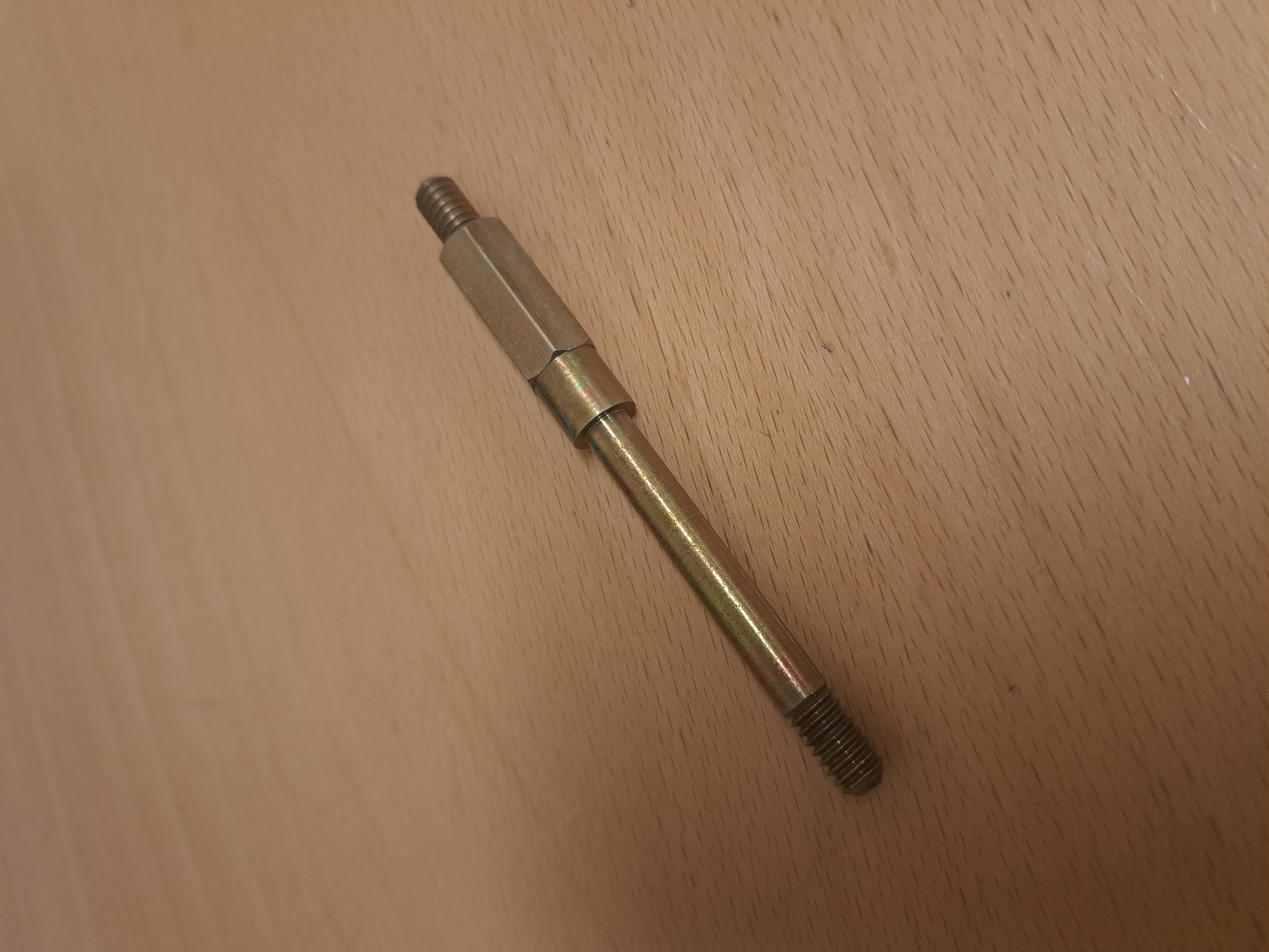 Pinnskruv