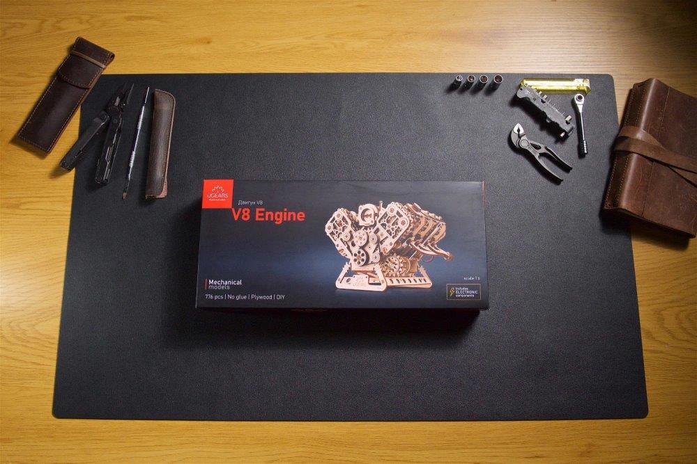 Ugears V8 Engine - 12