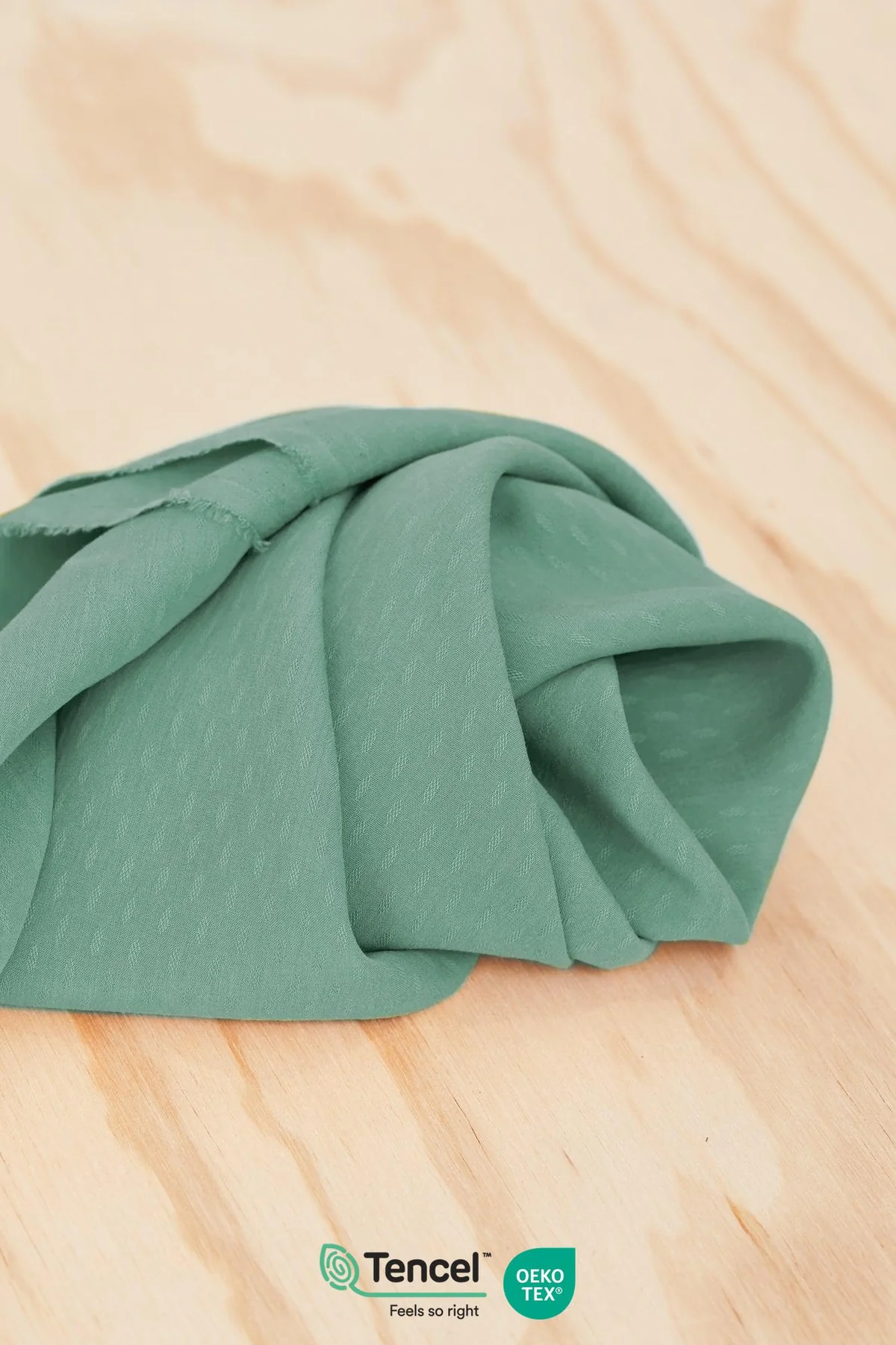 DIAMOND JACQUARD TENCEL ™ - TEAL - 2