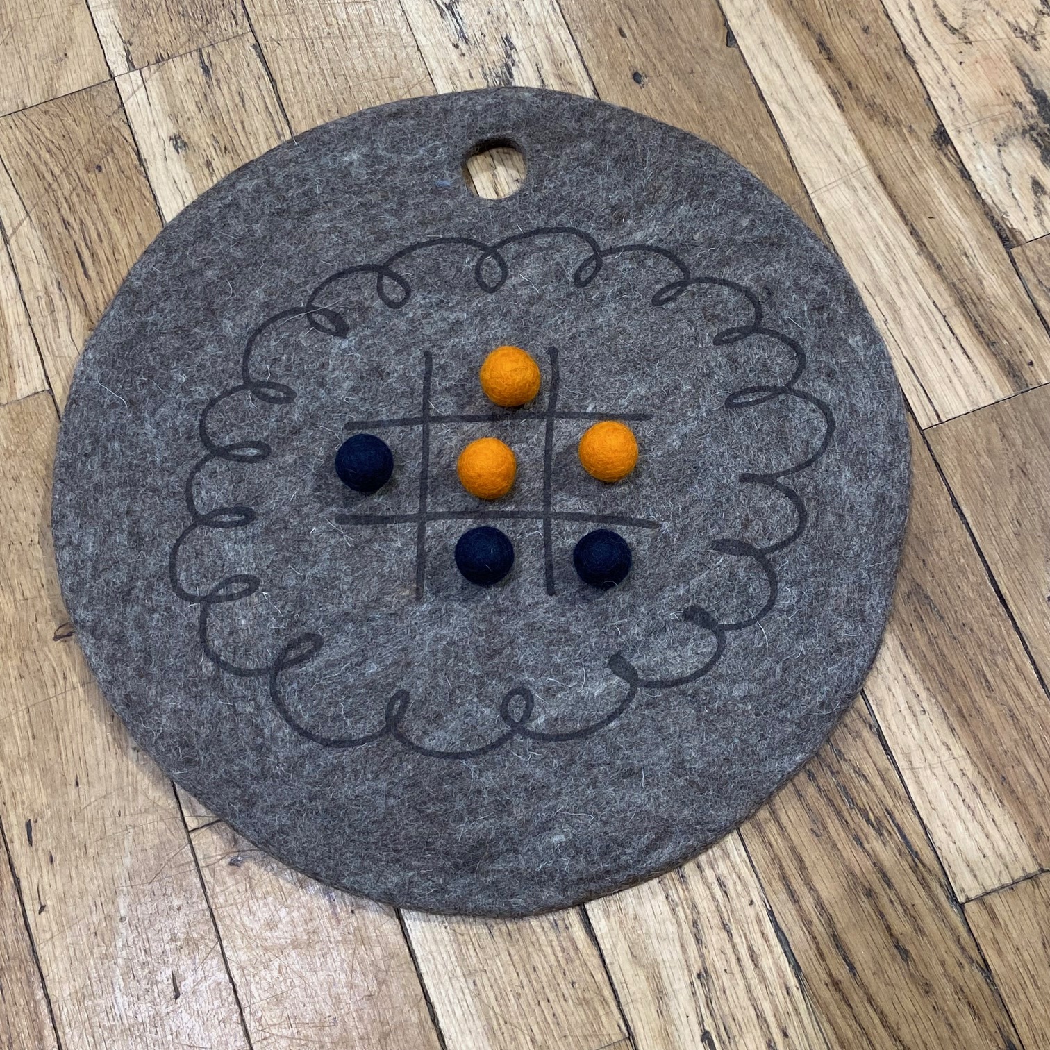 Sitzkissen und Hobo Chess komplett aus Wolle