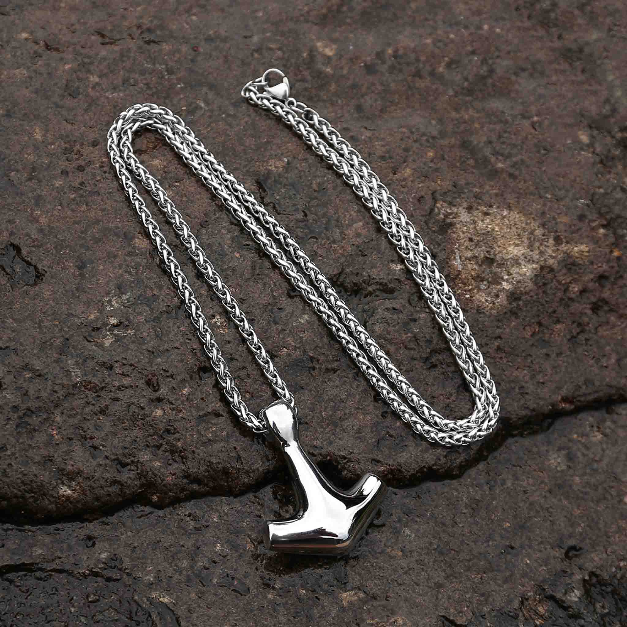 Thor of Sweden halsband – kraftfull design i stål