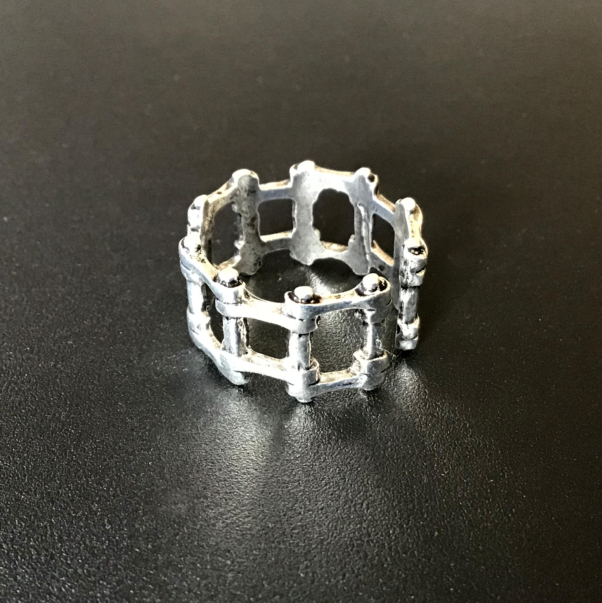 Ring: Skeleton bones "Rockwear Collection"