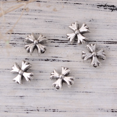 Spacer bead , Malteser cross, silver