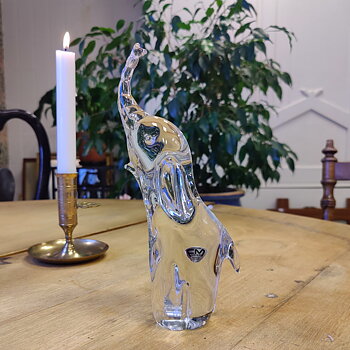 Elefant i klarglas