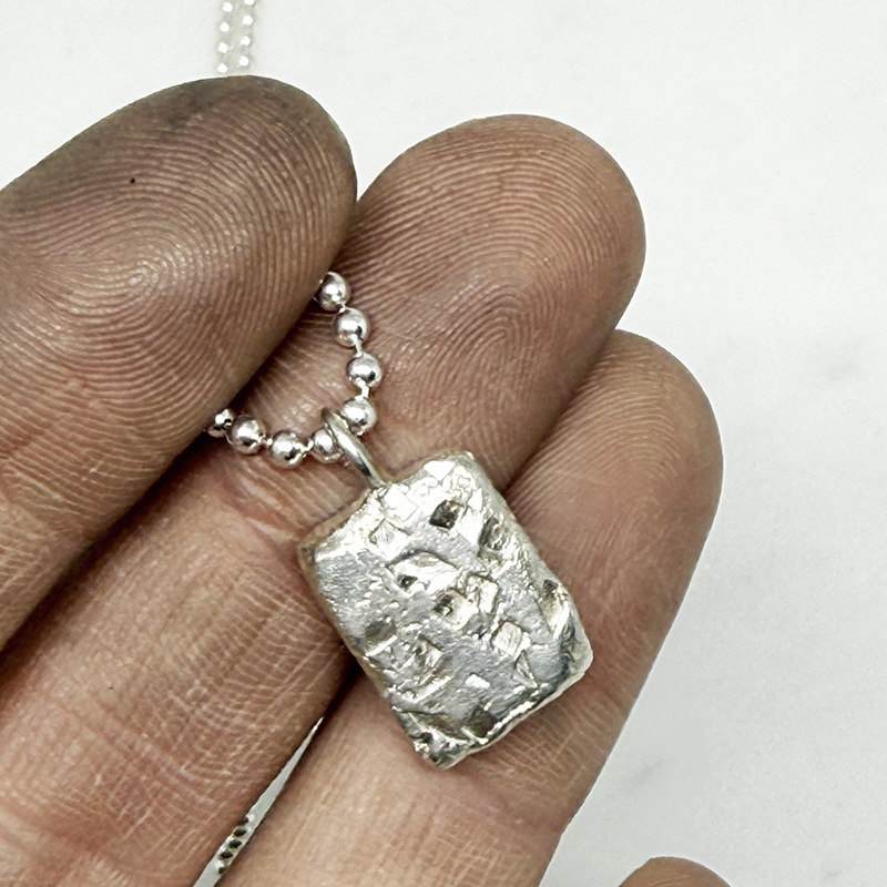 Silverhalsband MELTED nr9