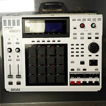 Akai MPC2500 SE, beg 