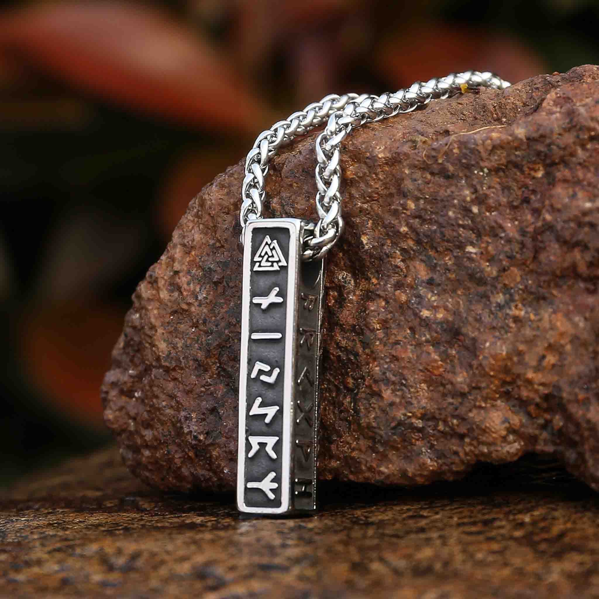 Viking Rune pendant in Nordic design and silver runes – Bar necklace Rune Totem side 2