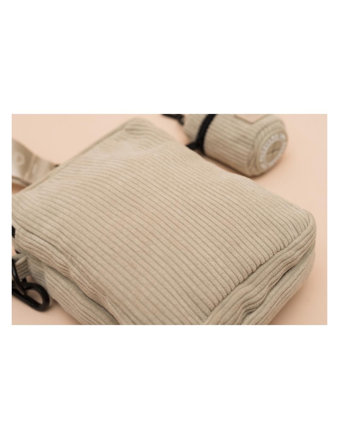 FuzzYard Life Corduroy Cross Body Väska Rosa - 14