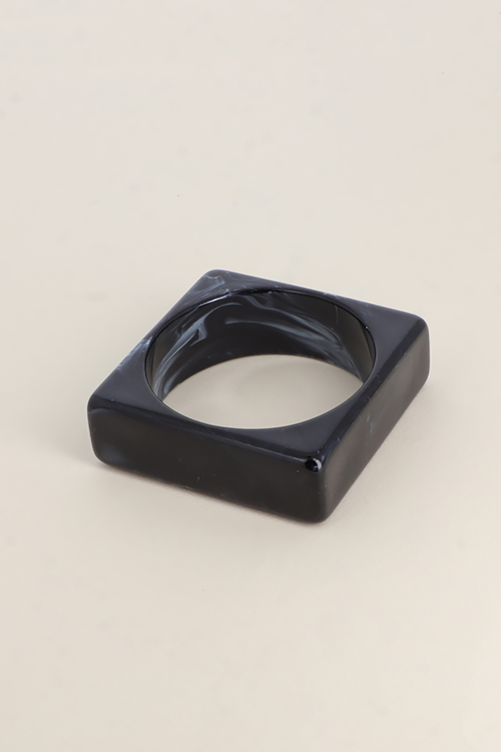 Bangle square black