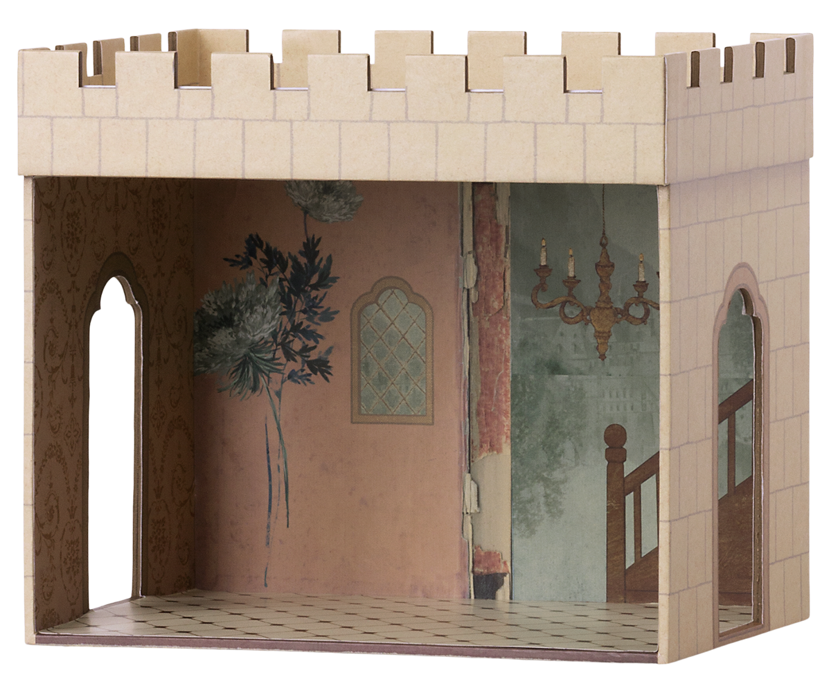 Castle hall Mouse