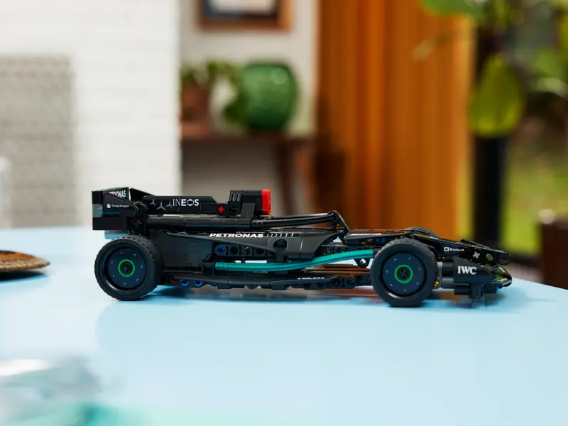 LEGO Technic 42165 Mercedes-AMG F1 W14 E Performance Pull-Back - 5