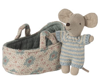 Baby mouse in carry cot Blue